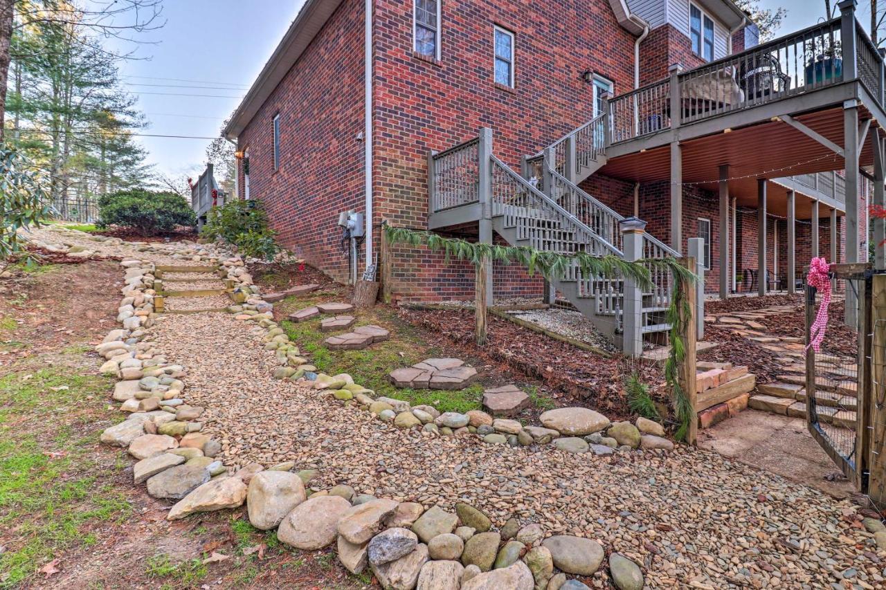Private Hendersonville Hideaway With Fire Pit! Экстерьер фото